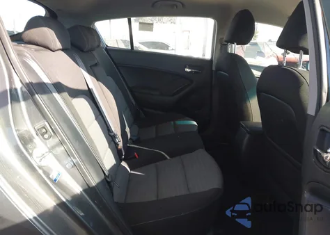 2016 Kia Forte Lx z USA, uszkodzony, nr VIN KNAFK5A88G5631367